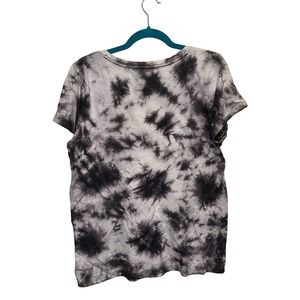 Pink Victoria’s Secret Black & White Tie Dye V Neck Tee Shirt